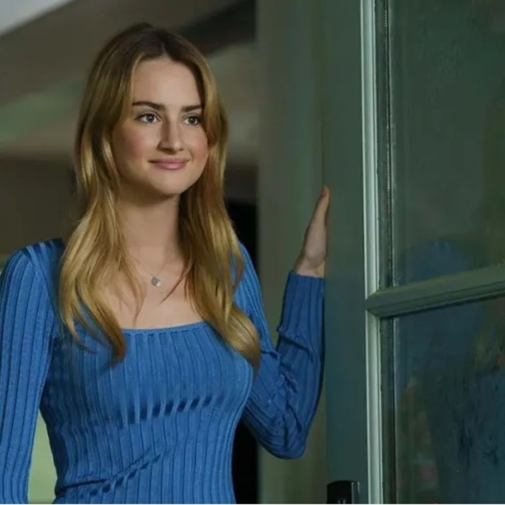 VERONICA BEARD Lucy’s Top from Tell Me Lies Season 1 Ep 5
